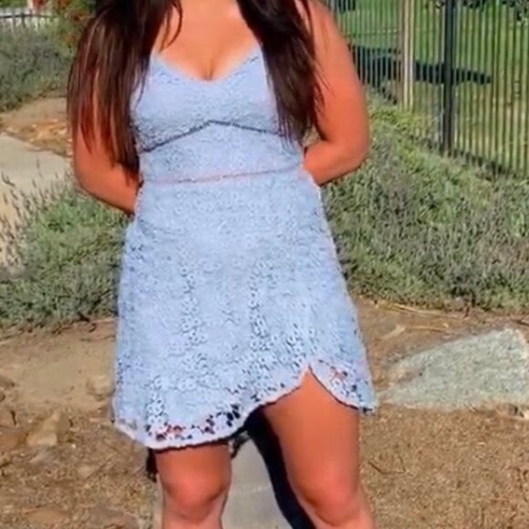 Abercrombie Lace Dress - Picture 5 of 5